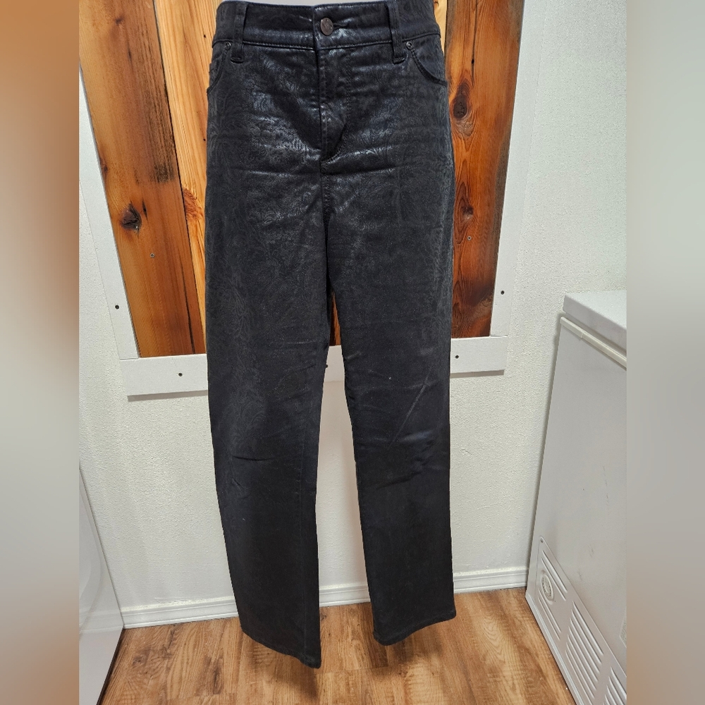 Women's Black Jeans